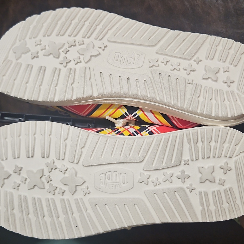Hey Dude Men's Wally Caddy Shack Shoes: LIMITED EDITION: NEW WITH TAGS: SIZE 8 - Picture 3 of 5